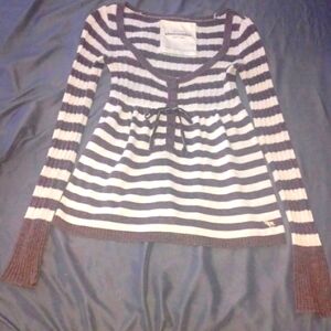 Abercrombie and Fitch Babydoll long sleeve shirt